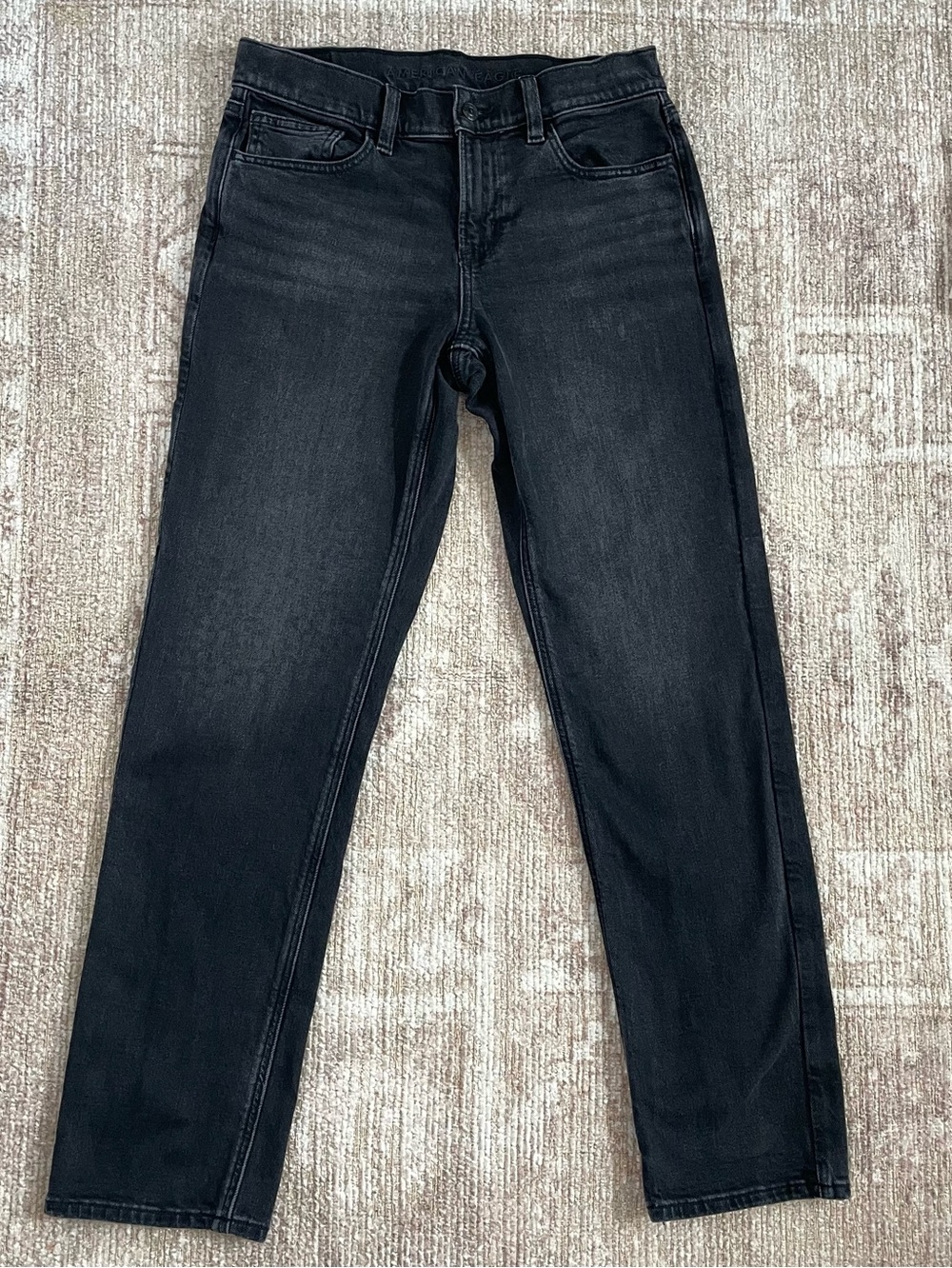 🔥AMERICAN EAGLE🔥Straight Leg Jeans, Size 4